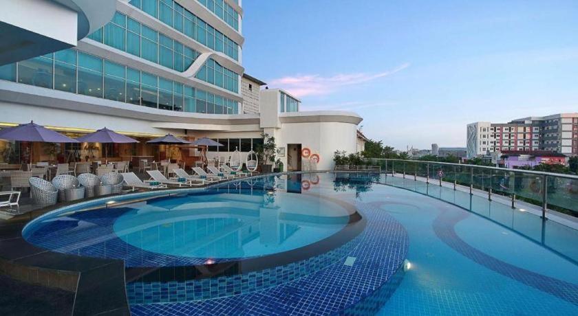 Golden Tulip Galaxy Hotel Banjarmasin Банджармасин Экстерьер фото